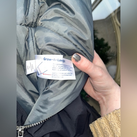 ❄️LANDS’ END❄️-Kids Iron Knee Insulated Snow Bibs/ Snow pants Size 10 - Picture 8 of 12